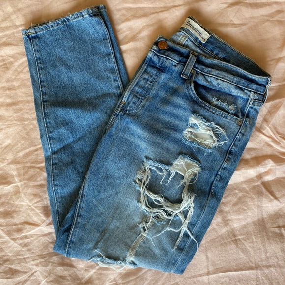 Gap relaxed boyfriend jeans - Picture 1 of 5